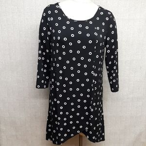 Chico's Black and White Circle Pattern Tunic Blouse